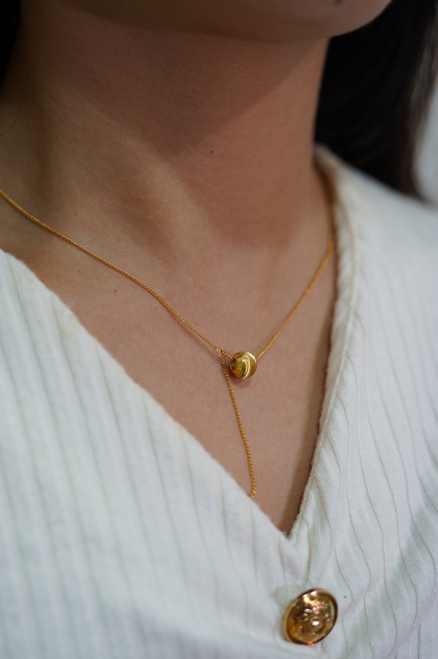 Cat Eye Rolling Necklace