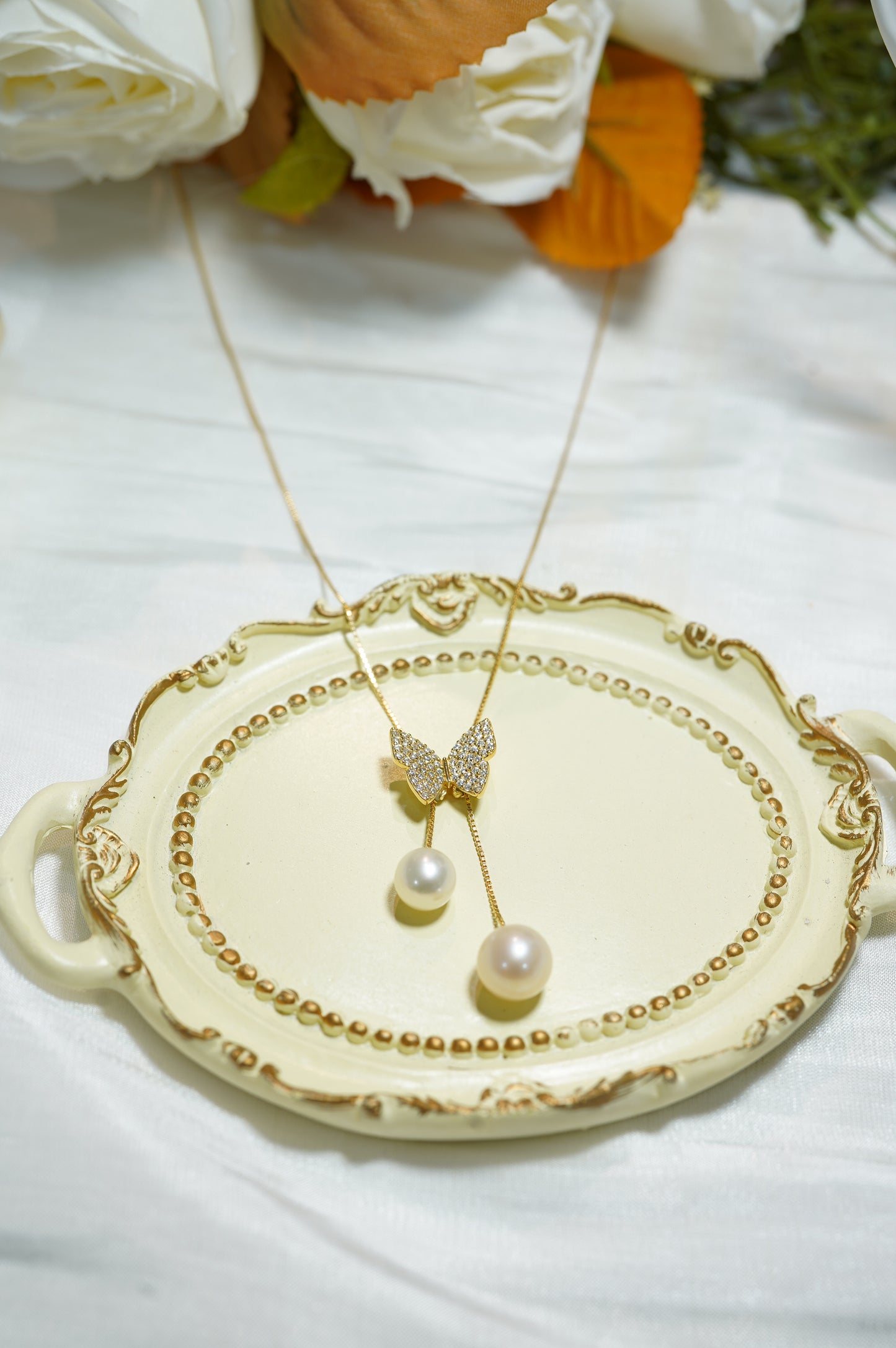 'Adjustable Bow' Freshwater Necklace