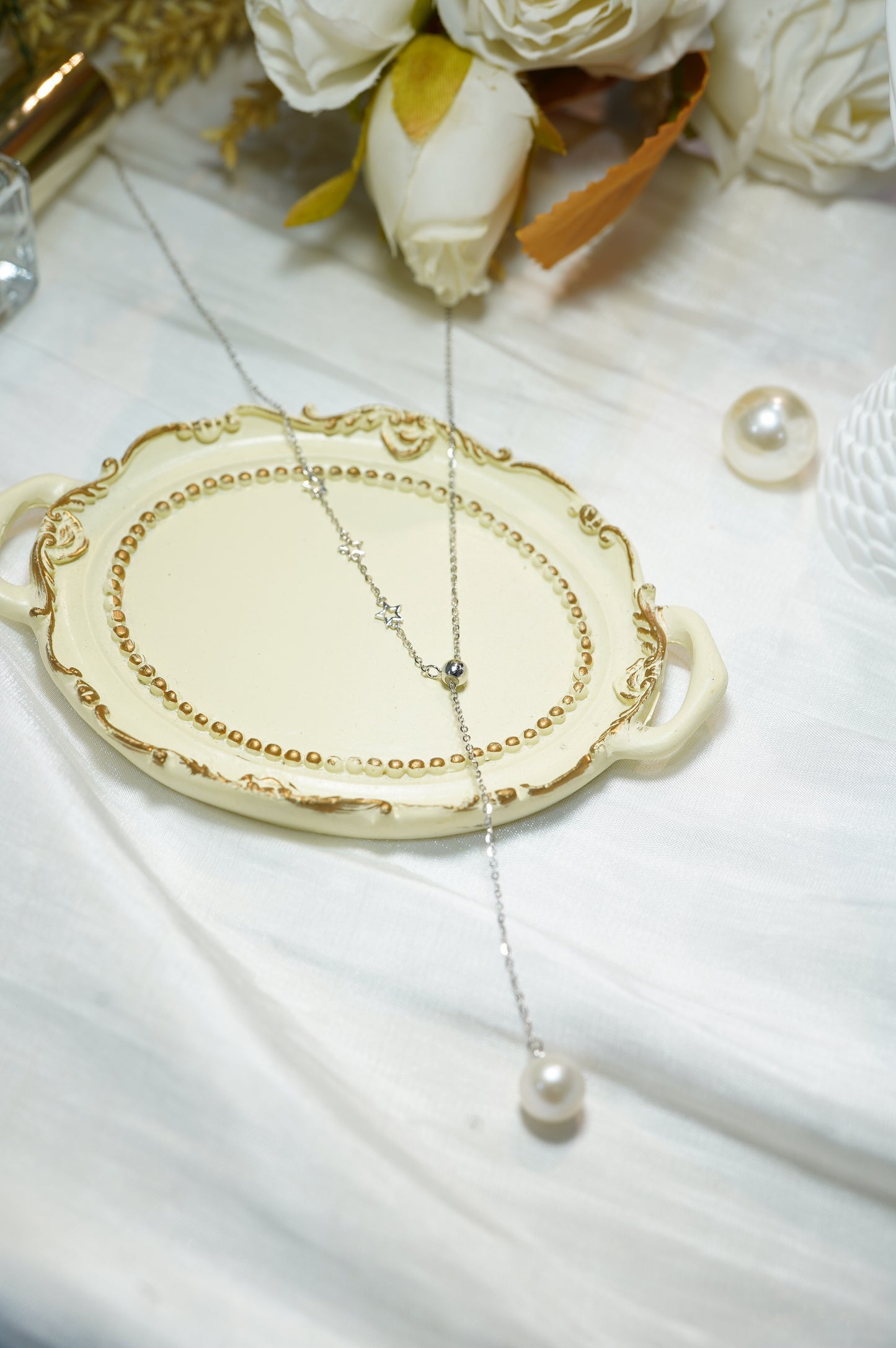 Twinkle Stars Y-shaped Adjustable Round Freshwater Pearl Necklace