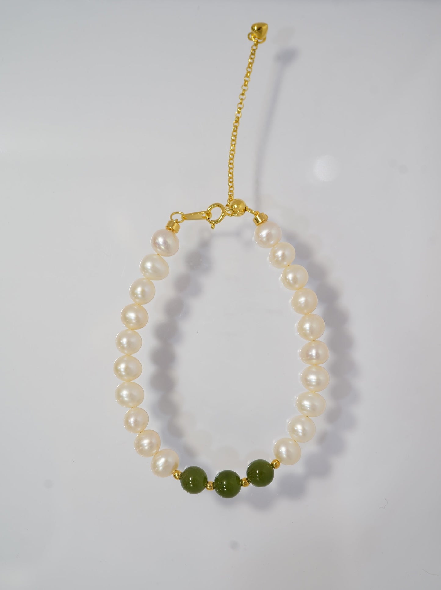 '#3 Jade' Freshwater Pearls Bracelet