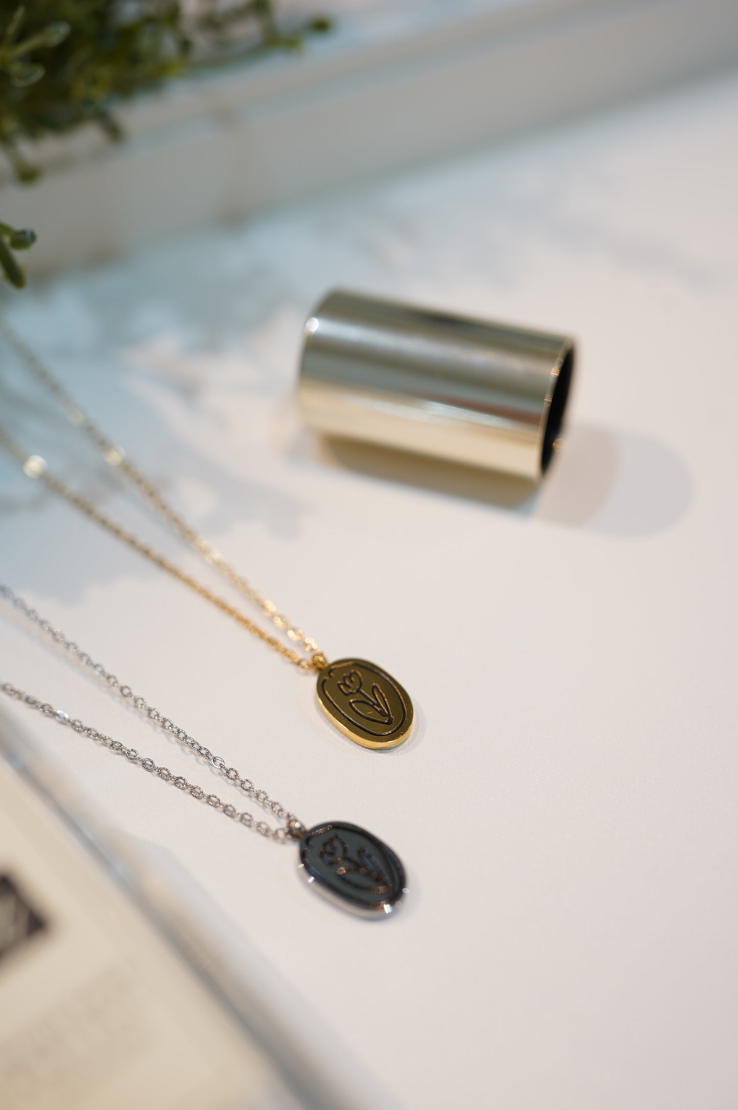 Hand-painting Rose Necklace