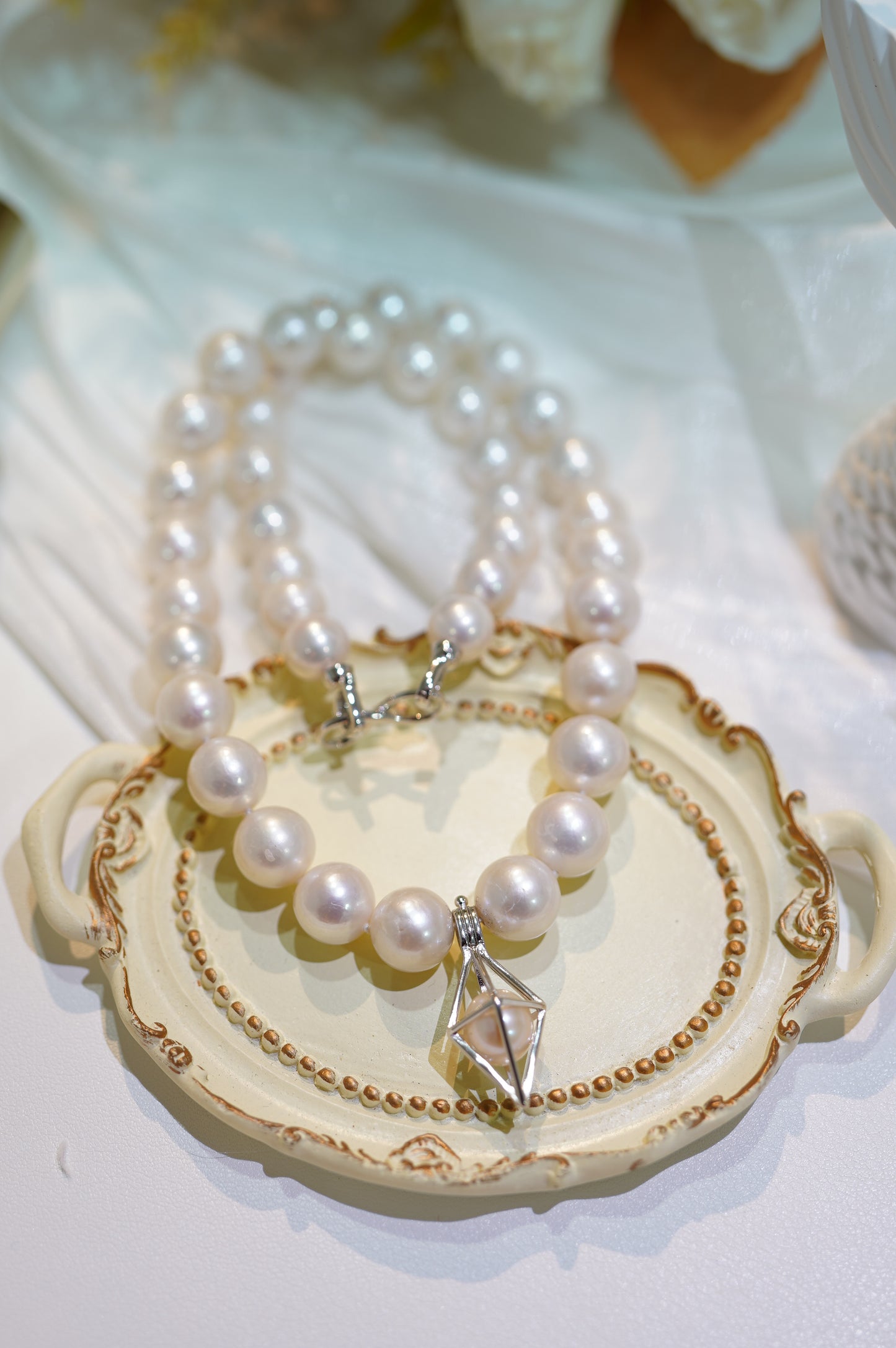 "Gentlemen" Freshwater Pearl Full Strand Necklace (Pearl Box)