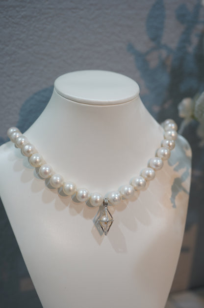 "Gentlemen" Freshwater Pearl Full Strand Necklace (Pearl Box)