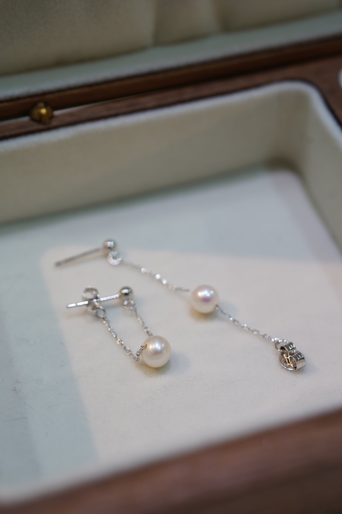 'Backup' Freshwater Pearl Earrings