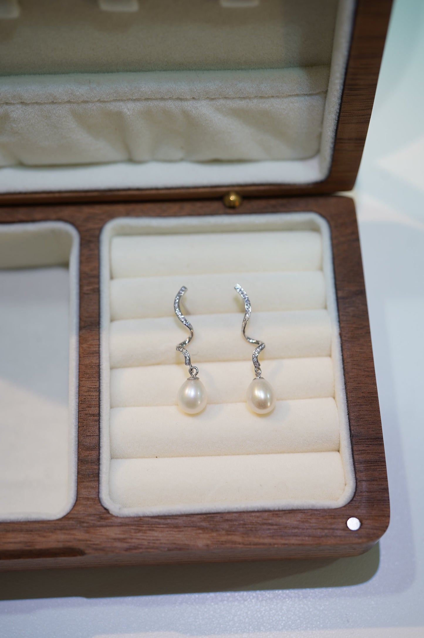 'S Diamond' Freshwater Pearl Earrings