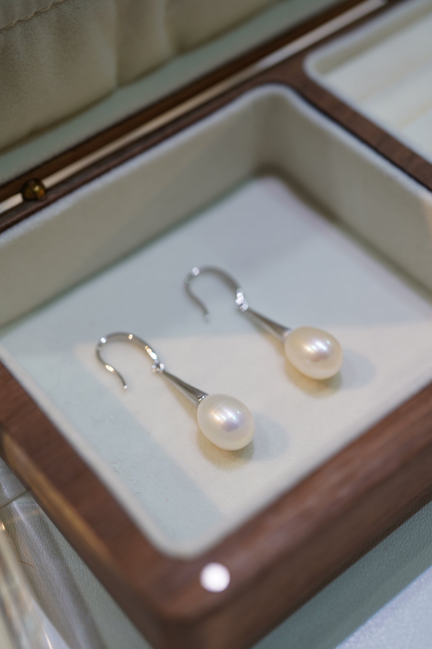 'Go Rice' Freshwater Pearl Earrings