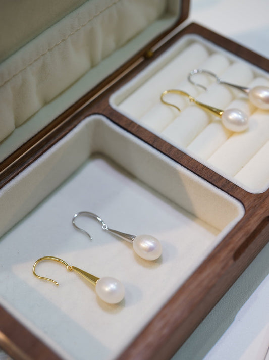 'Go Rice' Freshwater Pearl Earrings