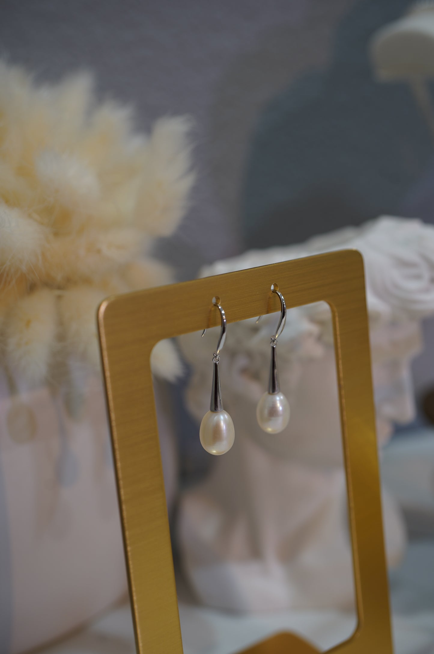 'Go Rice' Freshwater Pearl Earrings