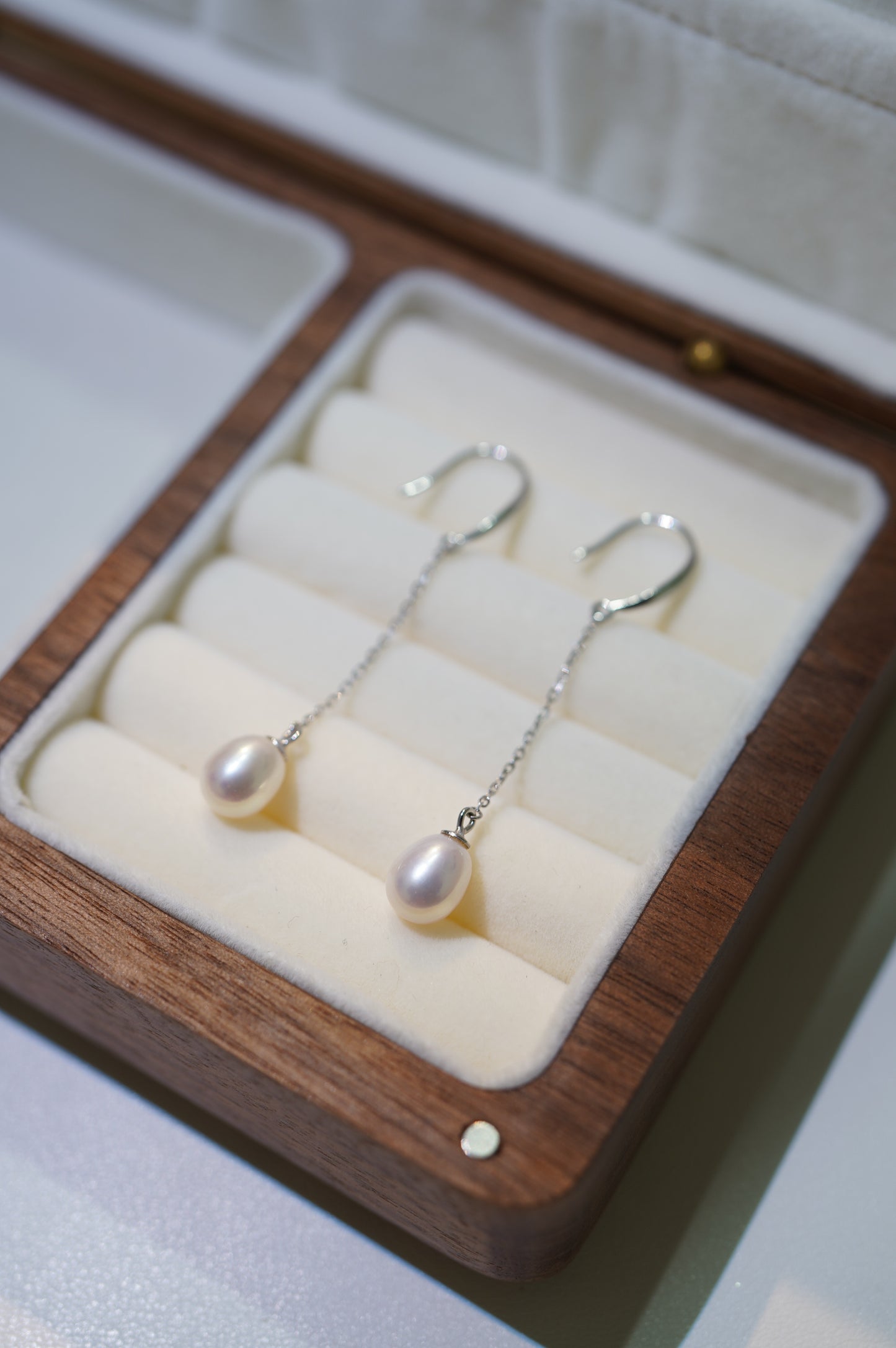 'Go' Freshwater Pearl Earrings