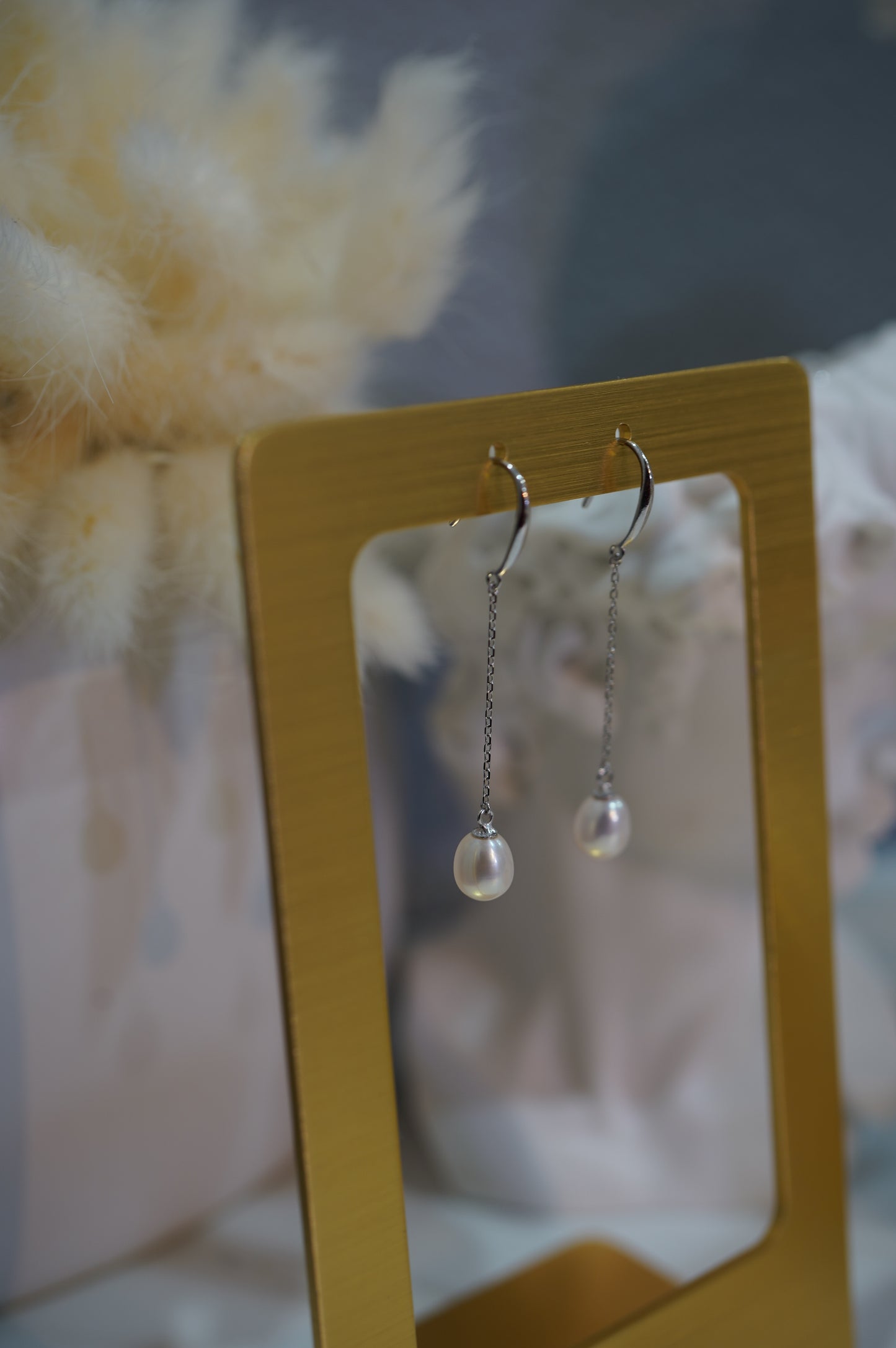 'Go' Freshwater Pearl Earrings