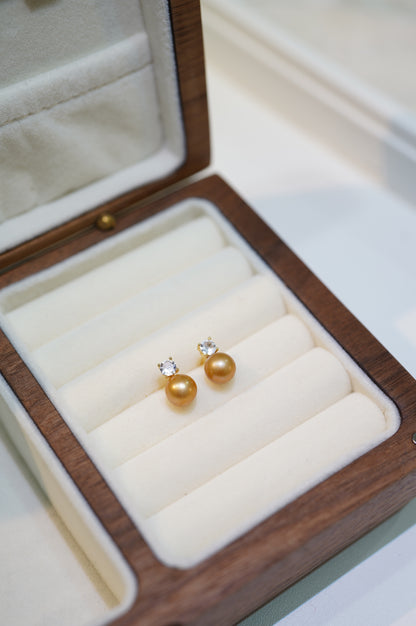 'Diana Gold' Freshwater Pearl Earrings