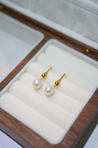 Common Rice Freshwater Pearl Earrings