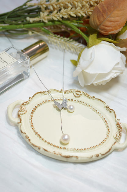 'Adjustable Bow' Freshwater Necklace