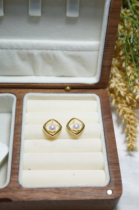 Square Window Freshwater Pearl Earrings