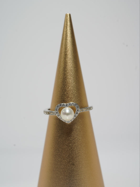 Heart with Freshwater Pearl Ring