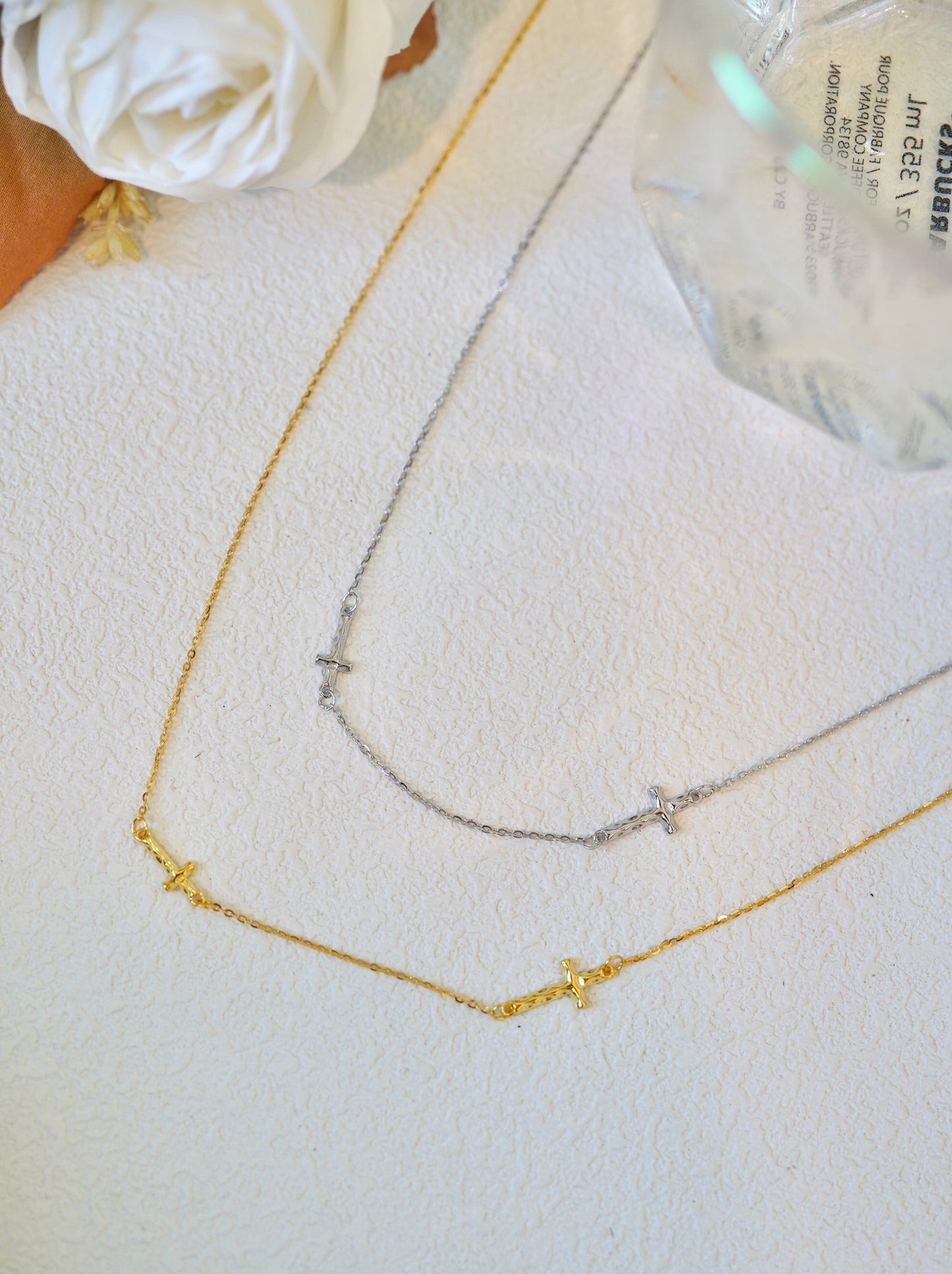 Pleated Crossed Necklace