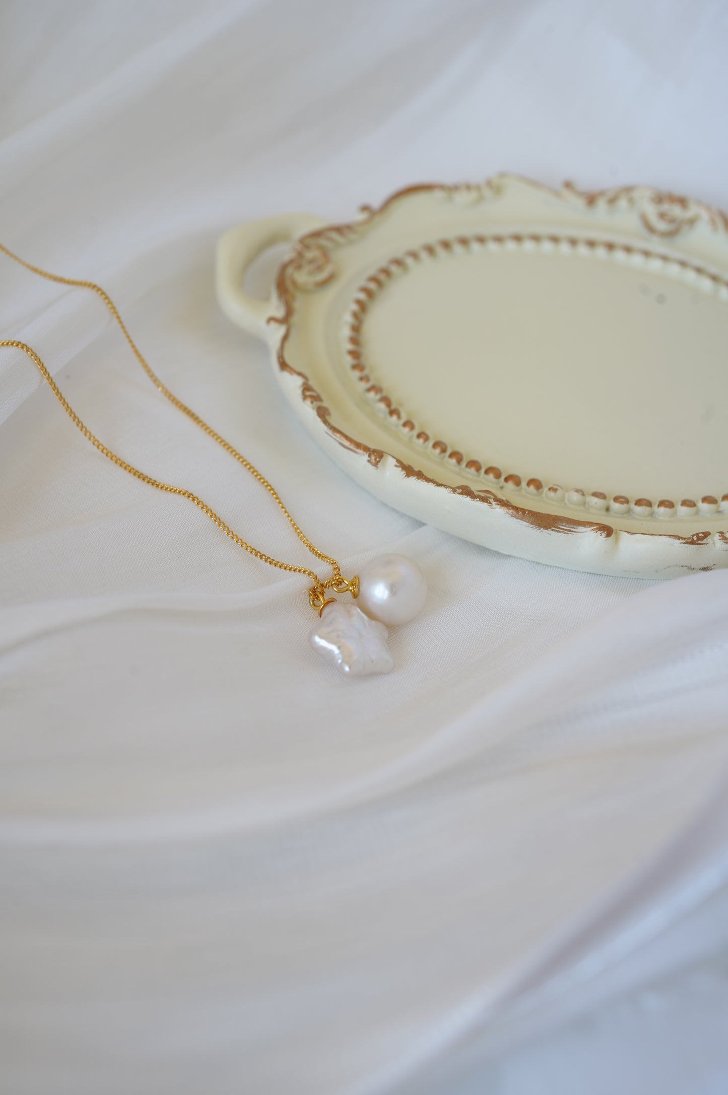 Star & Ball Freshwater Necklace