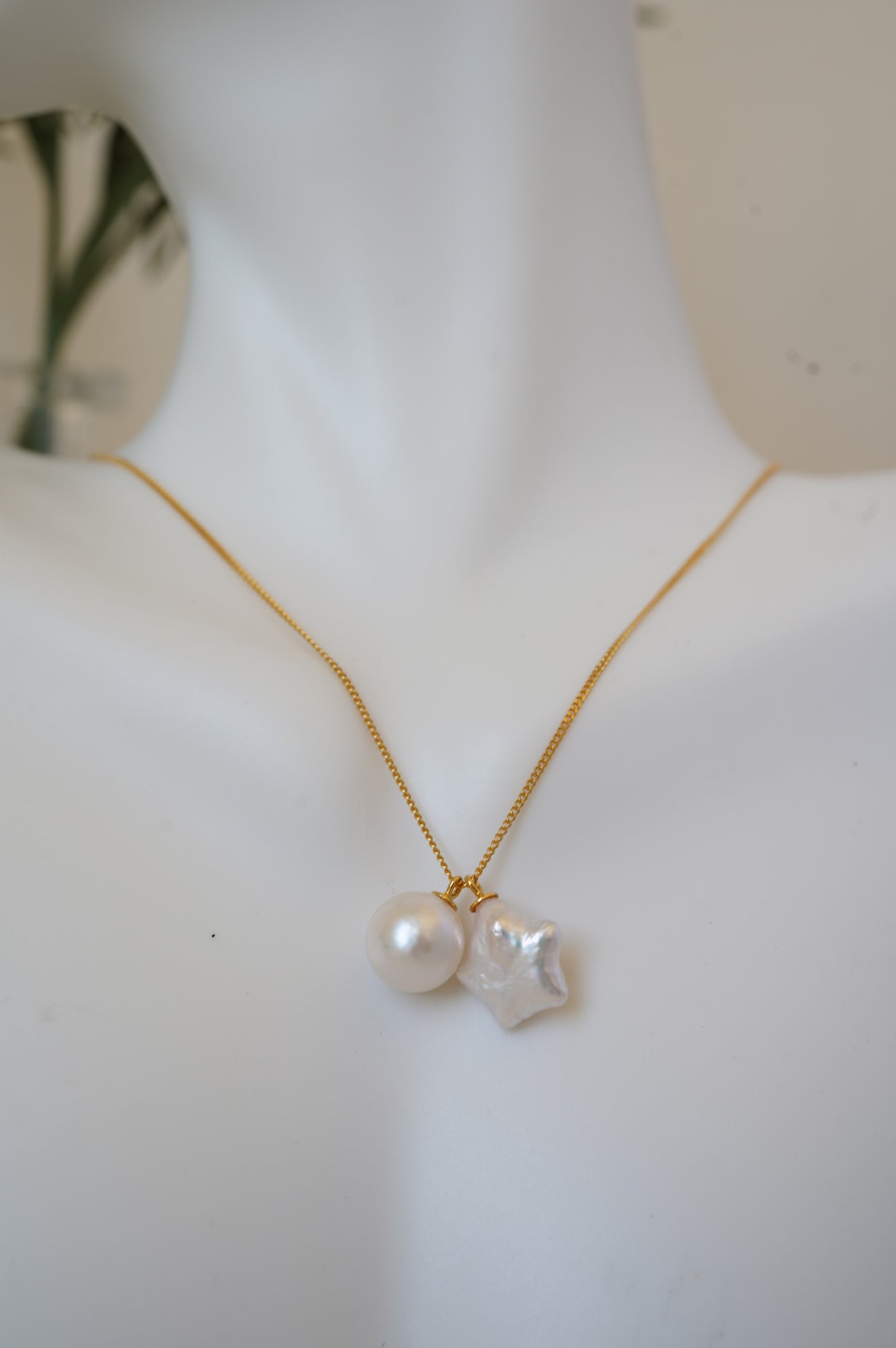 Star & Ball Freshwater Necklace