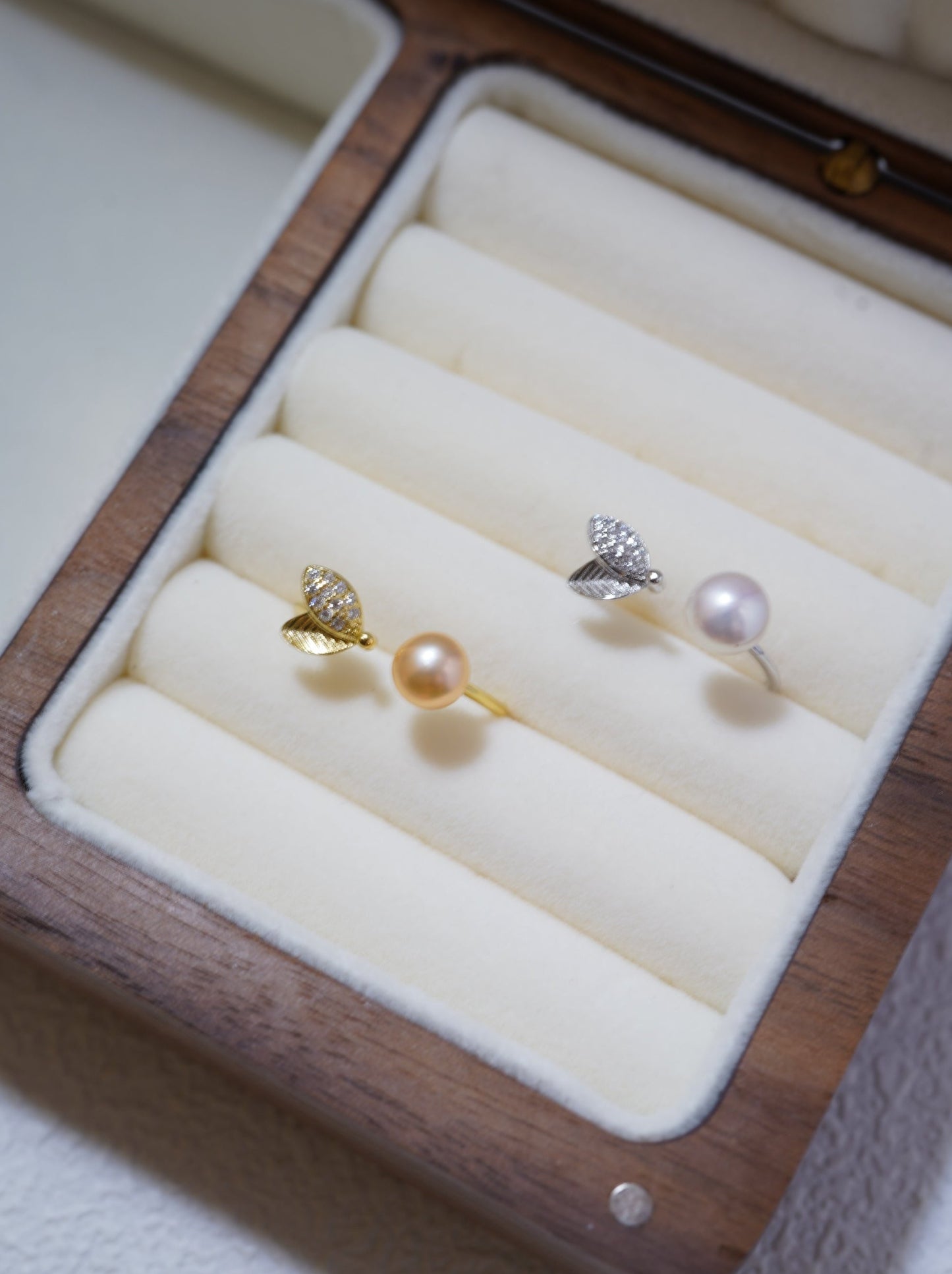 ‘Shining Hearts' Bun Freshwater Pearl Ring