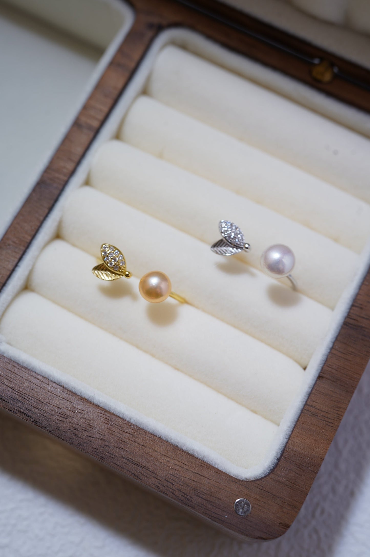 ‘Shining Hearts' Bun Freshwater Pearl Ring