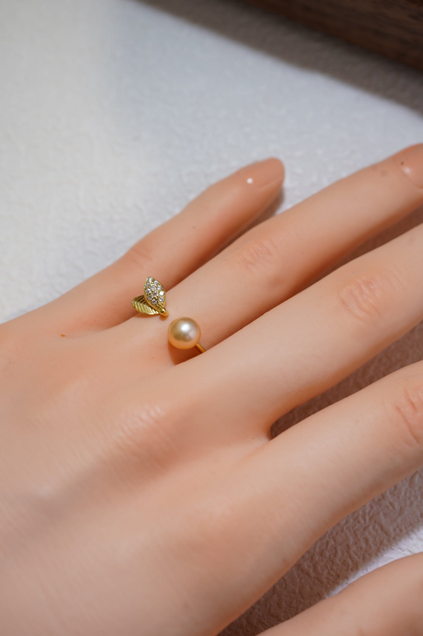 ‘Shining Hearts' Bun Freshwater Pearl Ring