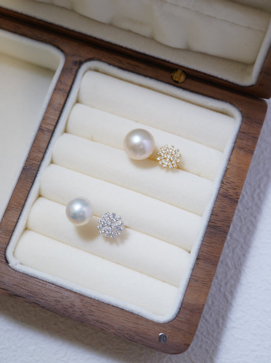 ‘Snowflake' Round Freshwater Pearl Ring