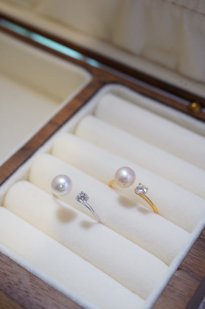 ‘Diamond' Bun Freshwater Pearl Ring