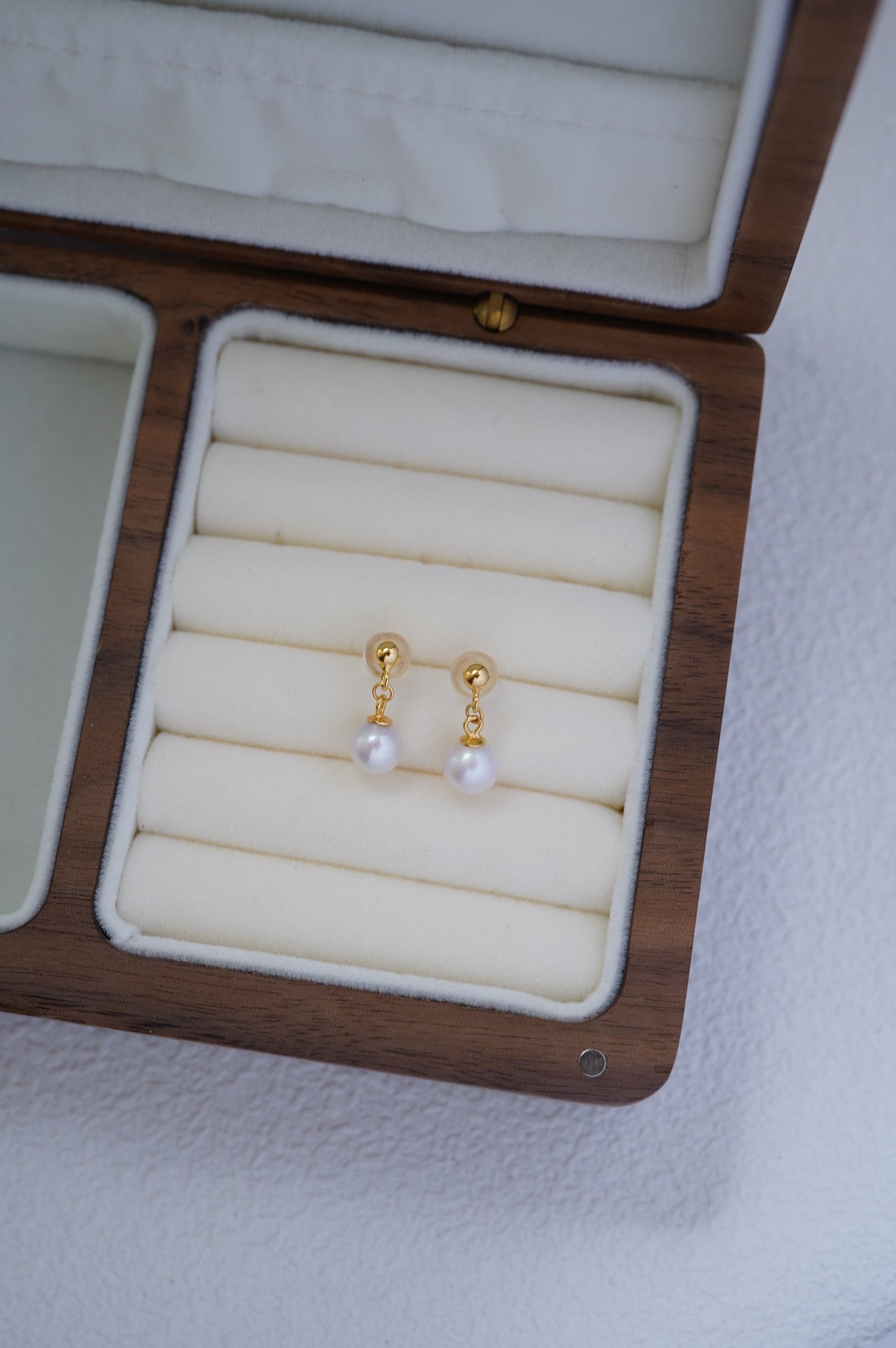 'Little Dangle' Freshwater Pearl Earrings