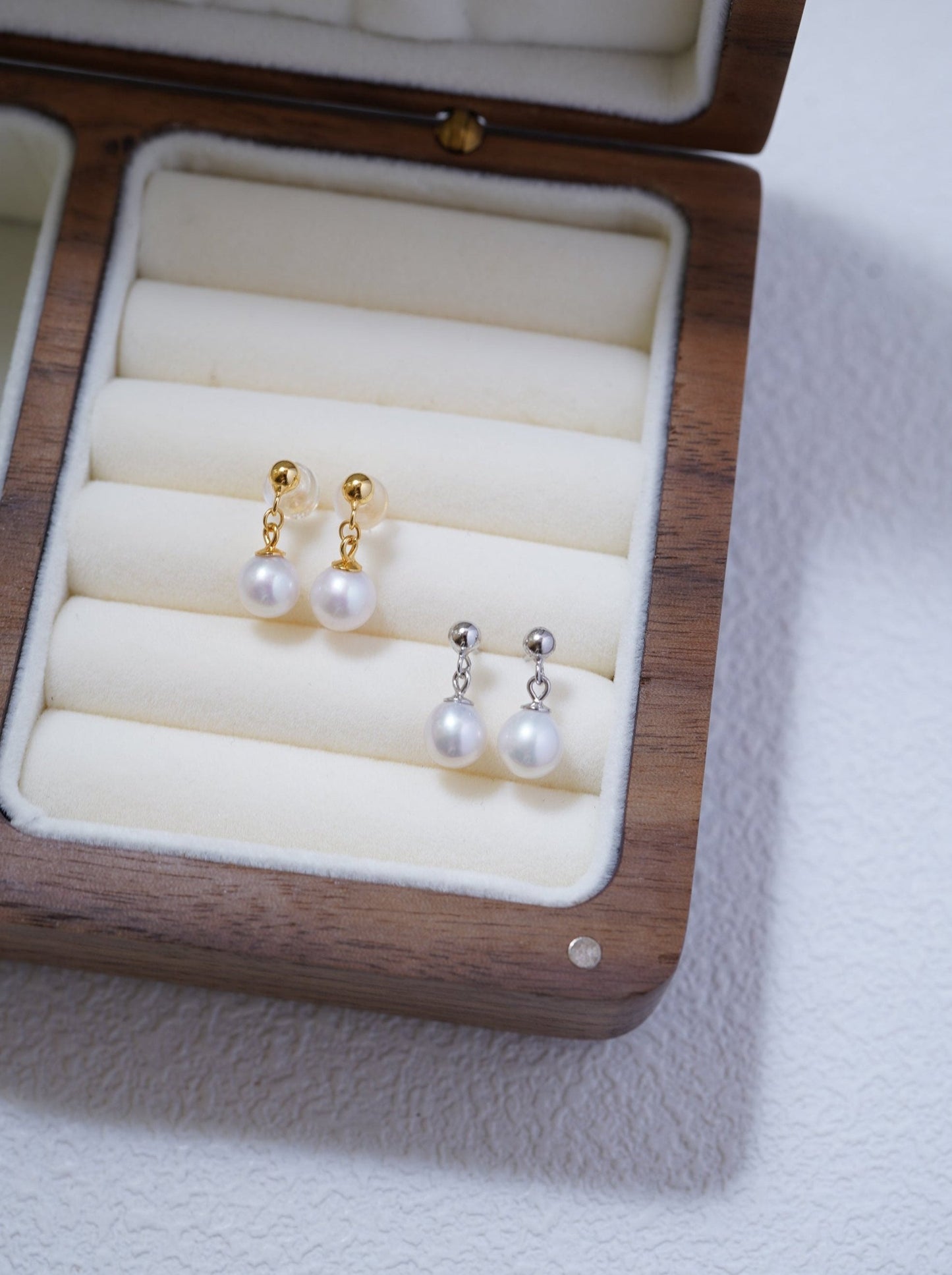 'Little Dangle' Freshwater Pearl Earrings