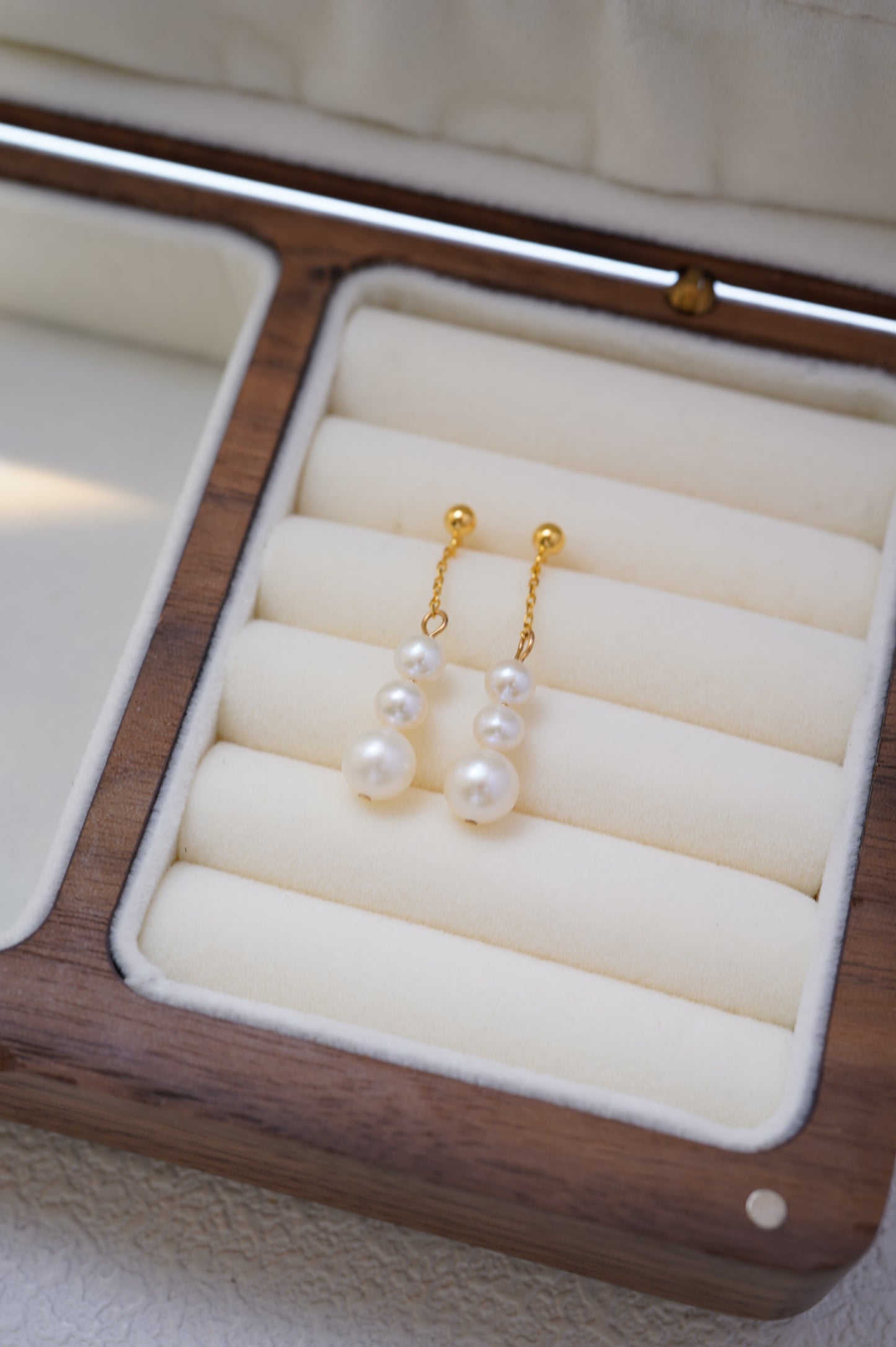 'Daily Dangle' Freshwater Pearl Earrings