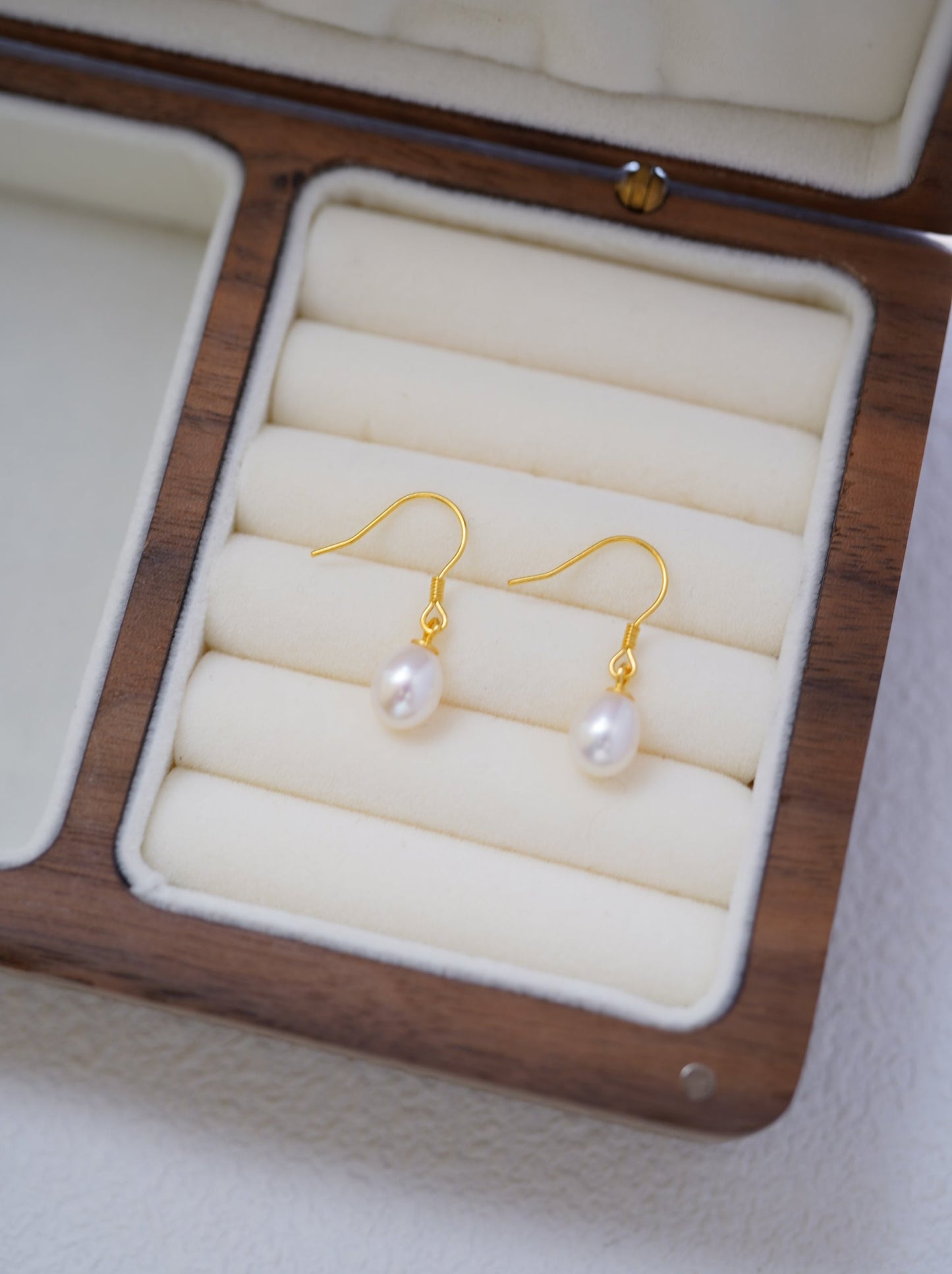 'Basic Hoop' Freshwater Pearl Earrings