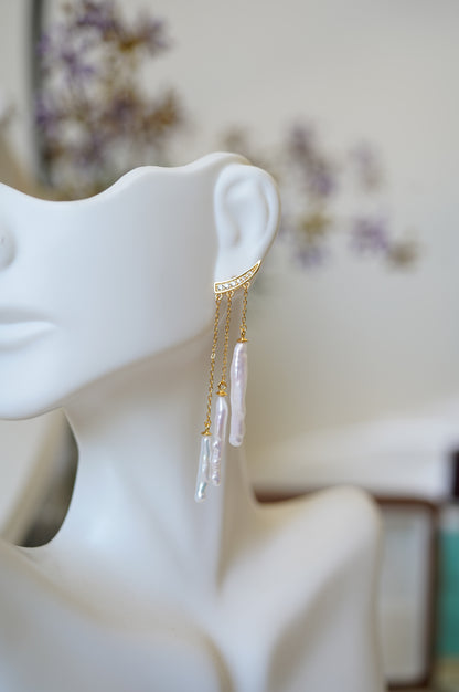 'Elegant Girl' Freshwater Pearl Earrings