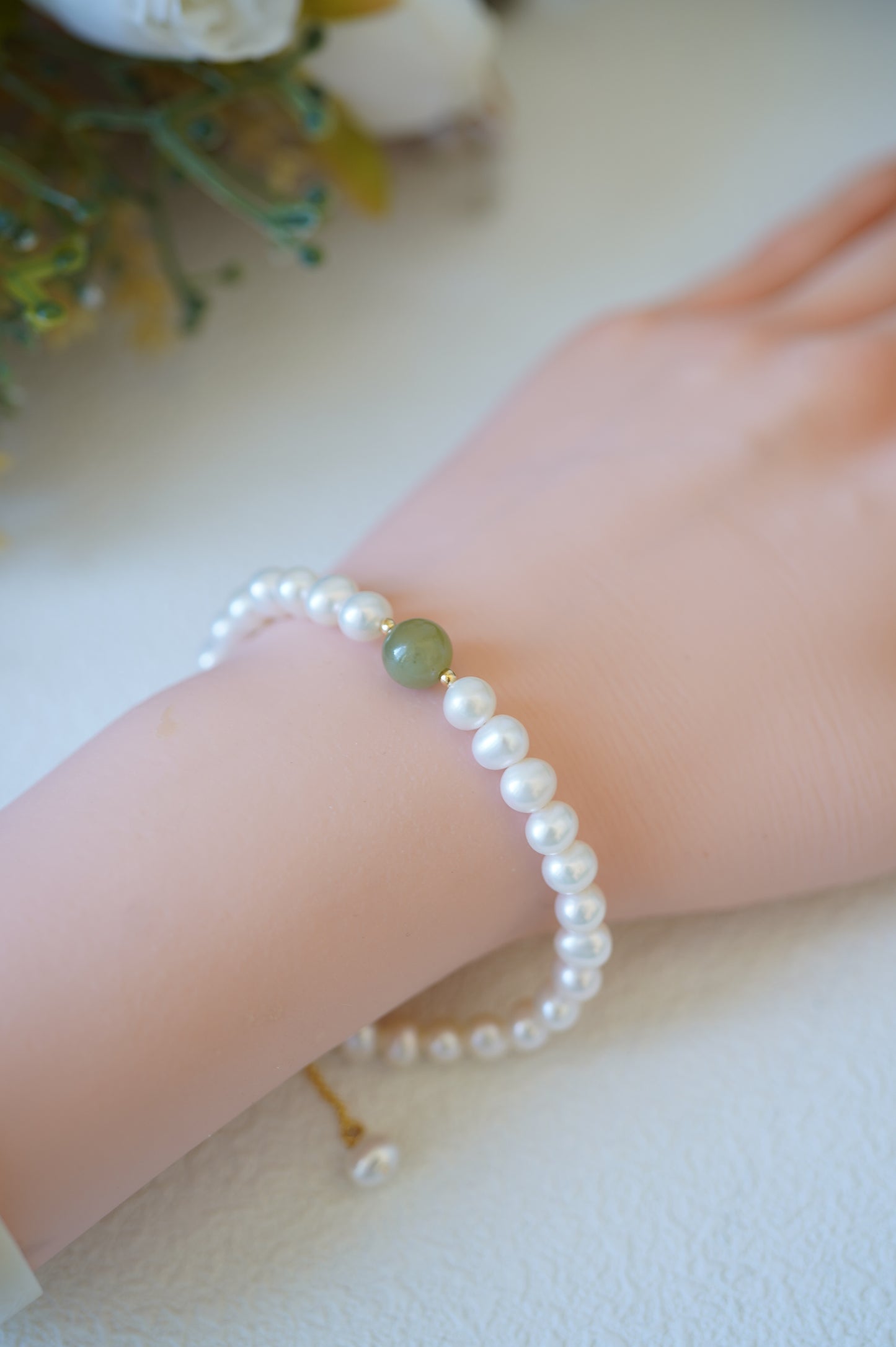 '#1 Jade' Freshwater Pearls Bracelet