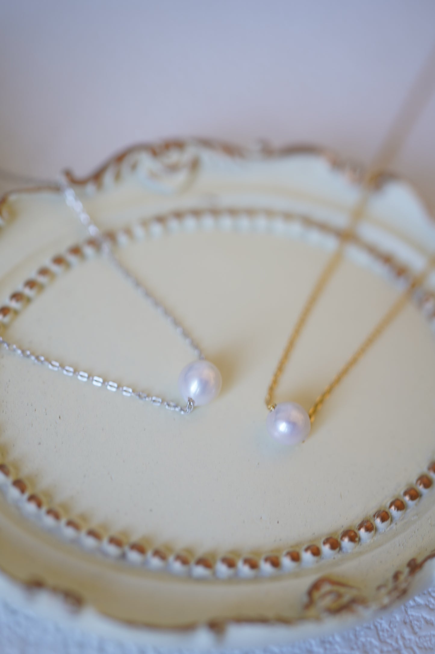 'Basic Rolling' Freshwater Pearl Necklace