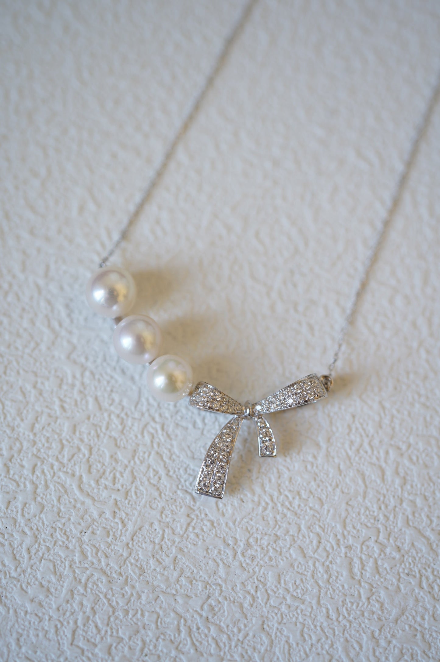 '3-Point Bow' Freshwater Pearl Necklace