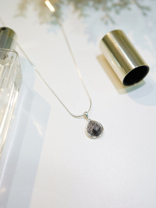 Ink Quartz Necklace